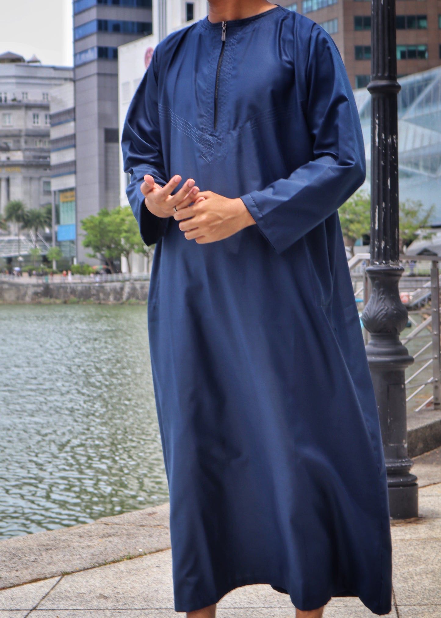 Sapphire Al-Layl Zip Thobe